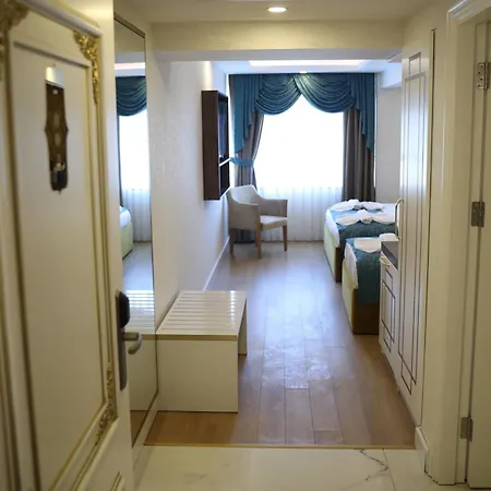 Blue Pera Hotel 3*